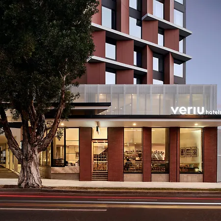 Veriu Green Square-3